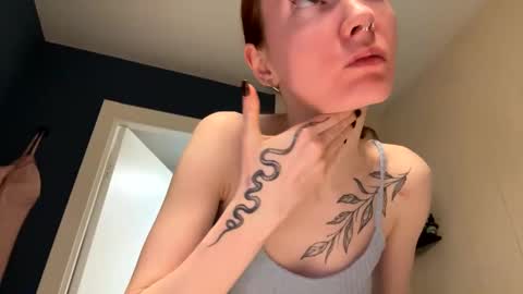 Snapshot of joe___joe chatting on February 26, 2025, 6:47 am Joe online show from February 26, 2025, 6:47 am