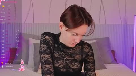 Snapshot of joe___joe chatting on October 8, 2025, 5:27 am Joe online show from October 8, 2025, 5:27 am