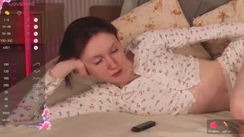 Snapshot of joe___joe chatting on October 18, 2025, 5:10 am Joe online show from October 18, 2025, 5:10 am