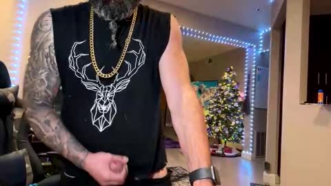 Snapshot of joebarizian chatting on December 1, 2025, 11:48 am joebarizian online show from December 1, 2025, 11:48 am