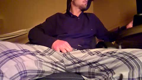 joeblow2481 online show from May 4, 2026, 5:36 am