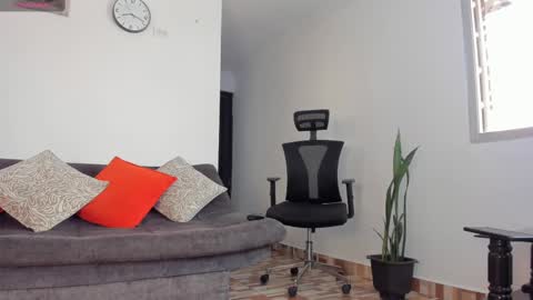 Snapshot of joelandalexa chatting on February 28, 2025, 8:39 pm joelandalexa online show from February 28, 2025, 8:39 pm