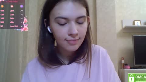 Jennifer online show from May 17, 2026, 6:04 pm