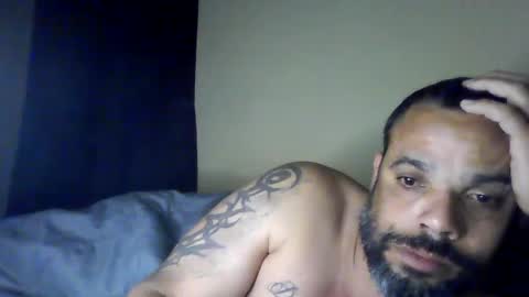 joelsantiagovazquez83 online show from September 16, 2025, 1:28 am