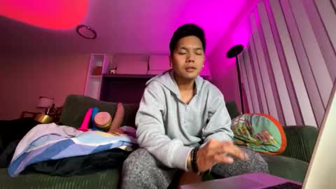 Joey De la Cruz online show from May 19, 2026, 7:37 am