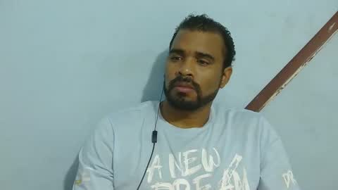 Snapshot of johan2222222222 chatting on November 4, 2025, 5:06 am johan2222222222 online show from November 4, 2025, 5:06 am