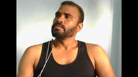 Snapshot of johan2222222222 chatting on February 5, 2026, 2:11 pm johan2222222222 online show from February 5, 2026, 2:11 pm