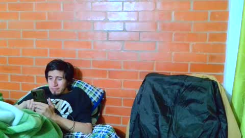 Snapshot of johan70nsexy chatting on July 11, 2026, 10:22 pm johan70nsexy online show from July 11, 2026, 10:22 pm