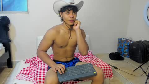 Snapshot of johan_beley_7k chatting on December 30, 2024, 2:51 pm Johan Beley online show from December 30, 2024, 2:51 pm