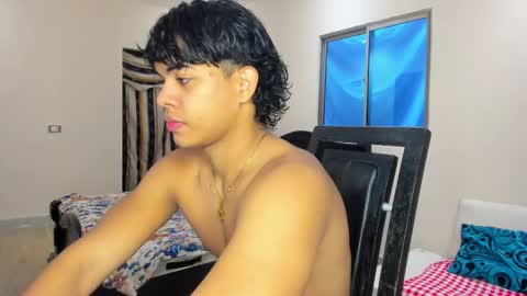 Snapshot of johan_beley_7k chatting on January 3, 2025, 1:36 pm Johan Beley online show from January 3, 2025, 1:36 pm