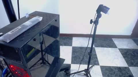 johan online show from October 8, 2025, 2:42 am