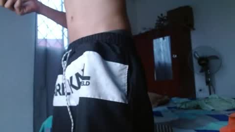 Snapshot of johan_kitten chatting on July 7, 2026, 11:03 am johan online show from July 7, 2026, 11:03 am