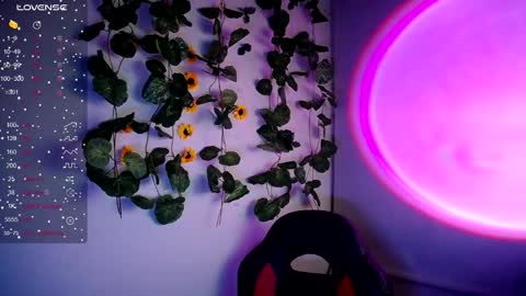 johan_parker222 online show from September 18, 2025, 11:07 pm