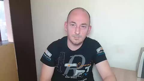 Johan online show from February 2, 2026, 12:48 pm