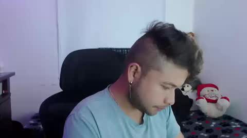 Snapshot of johanleonsweetboy chatting on September 15, 2025, 3:01 pm JOHAN independient model online show from September 15, 2025, 3:01 pm