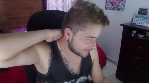 Snapshot of johanleonsweetboy chatting on October 28, 2025, 1:14 pm JOHAN independient model online show from October 28, 2025, 1:14 pm