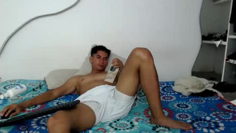 Snapshot of johanoro333 chatting on March 8, 2026, 1:47 am johanoro333 online show from March 8, 2026, 1:47 am