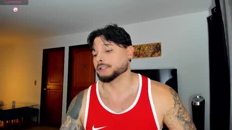 Snapshot of johatsu chatting on February 19, 2025, 10:09 pm King -    online show from February 19, 2025, 10:09 pm