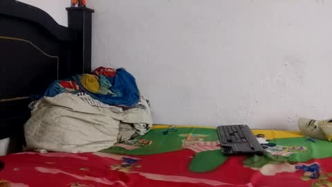 Snapshot of john_balthor chatting on December 6, 2024, 11:47 pm   online show from December 6, 2024, 11:47 pm