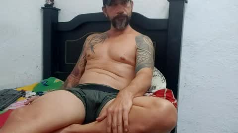 Snapshot of john_balthor chatting on January 29, 2025, 10:22 pm   online show from January 29, 2025, 10:22 pm