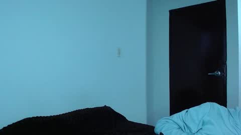 John Vichenso online show from December 22, 2025, 10:18 pm