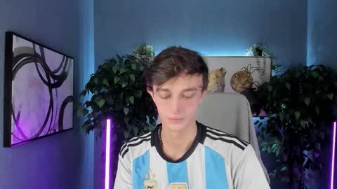 John online show from November 4, 2025, 1:10 pm