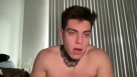 JAXX online show from December 3, 2024, 6:49 pm