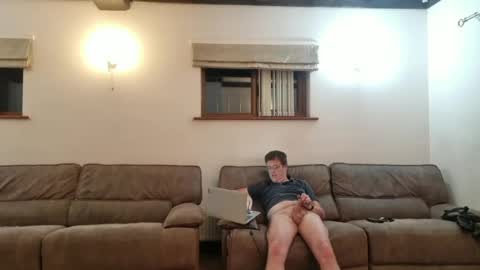 johnathan_stuart33 online show from June 29, 2026, 12:50 am