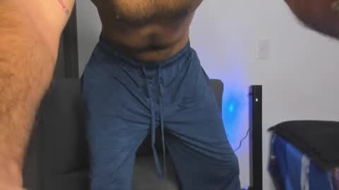 johnny_bravo777 online show from February 11, 2025, 1:52 am