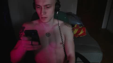 Johnny online show from October 8, 2025, 6:22 am