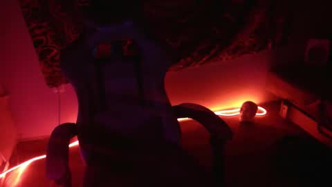 Johnny online show from November 15, 2025, 4:47 pm