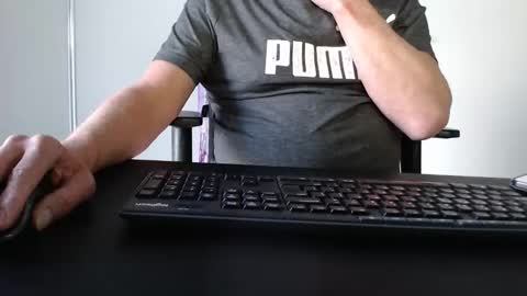 Snapshot of johnny_walker13 chatting on January 6, 2026, 3:27 pm Johnny Walker13 online show from January 6, 2026, 3:27 pm