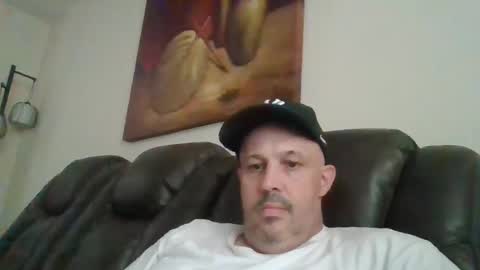 Snapshot of johnnycb7 chatting on September 29, 2025, 5:18 pm johnnycb7 online show from September 29, 2025, 5:18 pm