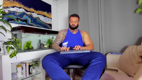 JOHNNY online show from February 12, 2025, 11:41 pm