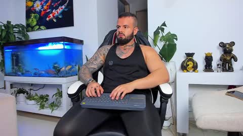 JOHNNY online show from September 13, 2025, 1:49 am