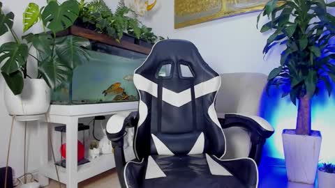 JOHNNY online show from March 20, 2026, 2:05 am