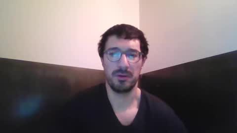 Snapshot of johnparis7575 chatting on January 2, 2025, 9:18 pm Johnfrench online show from January 2, 2025, 9:18 pm