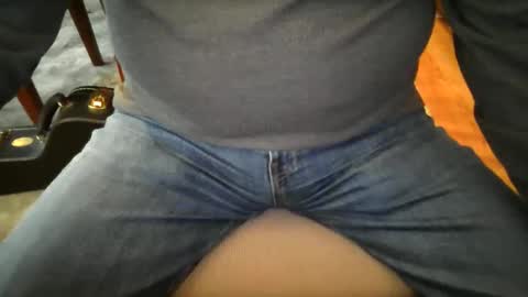 johnxxx549 online show from February 20, 2026, 1:33 pm