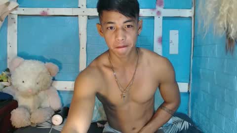 Snapshot of johnydestroyer chatting on October 22, 2025, 9:47 pm johnydestroyer online show from October 22, 2025, 9:47 pm