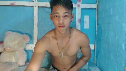 Snapshot of johnydestroyer chatting on November 11, 2025, 10:54 pm johnydestroyer online show from November 11, 2025, 10:54 pm