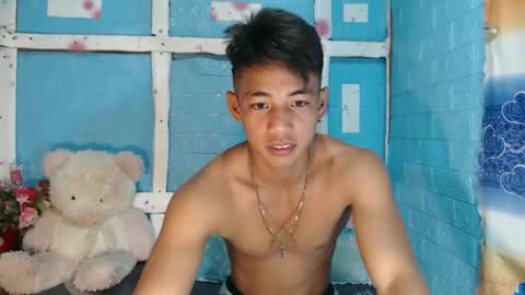 Snapshot of johnydestroyer chatting on November 13, 2025, 10:30 pm johnydestroyer online show from November 13, 2025, 10:30 pm