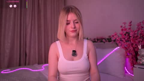 Paula online show from February 14, 2026, 8:27 pm