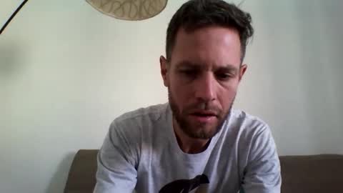 jojo19844 online show from October 15, 2025, 8:36 am