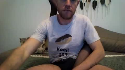 jojo19844 online show from April 7, 2026, 4:07 pm