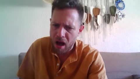 jojo19844 online show from May 19, 2026, 11:27 am
