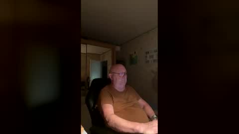 jojo60000529566 online show from March 9, 2026, 8:24 pm