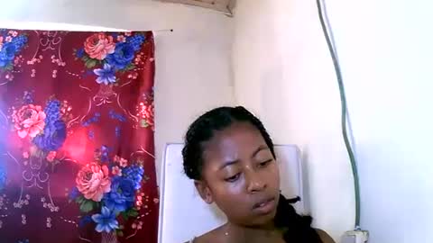 Snapshot of joliekah27 chatting on January 21, 2025, 5:16 am joliekah27 online show from January 21, 2025, 5:16 am