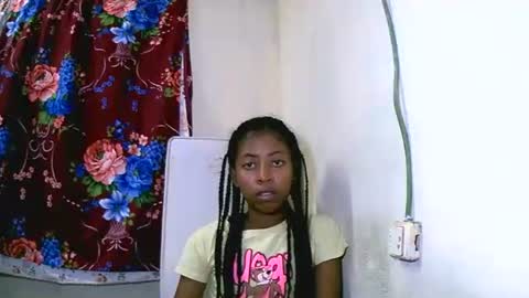 Snapshot of joliekah27 chatting on January 24, 2025, 6:35 pm joliekah27 online show from January 24, 2025, 6:35 pm