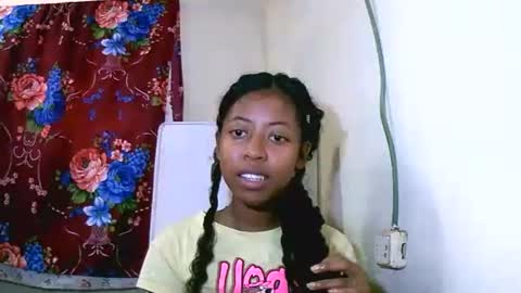 Snapshot of joliekah27 chatting on January 26, 2025, 4:20 am joliekah27 online show from January 26, 2025, 4:20 am