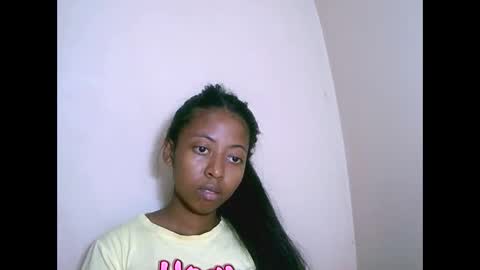 joliekah27 online show from November 10, 2025, 10:31 pm